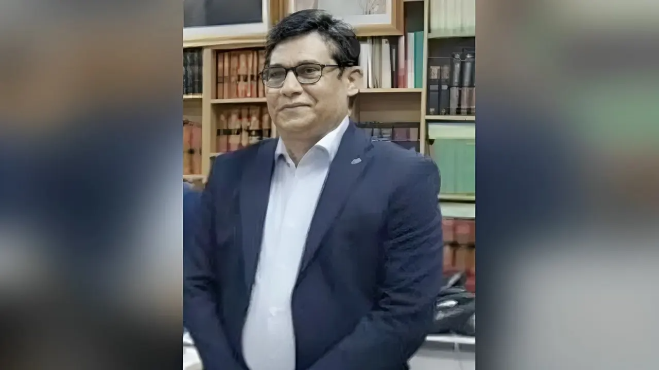 পদত্যাগপত্র জমা দিয়েছেন সিনিয়র জেলা জজ বিকাশ কুমার সাহা