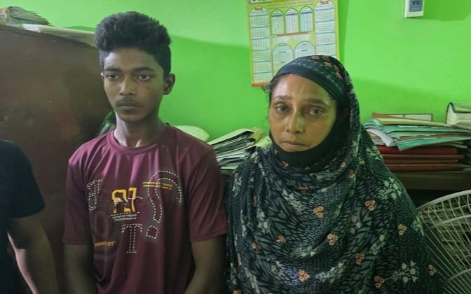 বরিশালে যুবদল নেতা হত্যা : মা-ছেলে গ্রেপ্তার