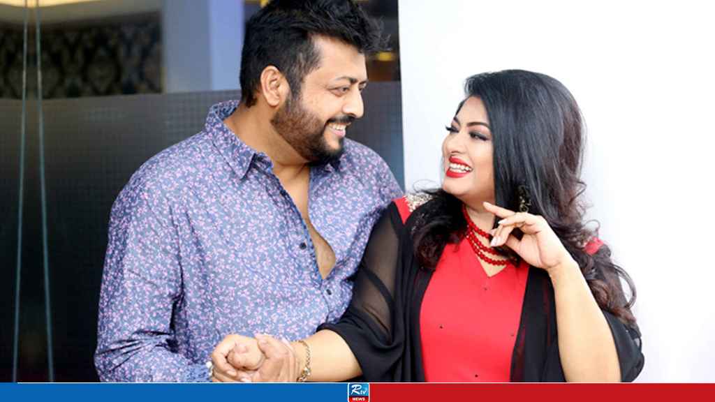 মৌসুমীর ডিভোর্সের কথা বলে ওমর সানীর তোপের মুখে কনটেন্ট ক্রিয়েটর