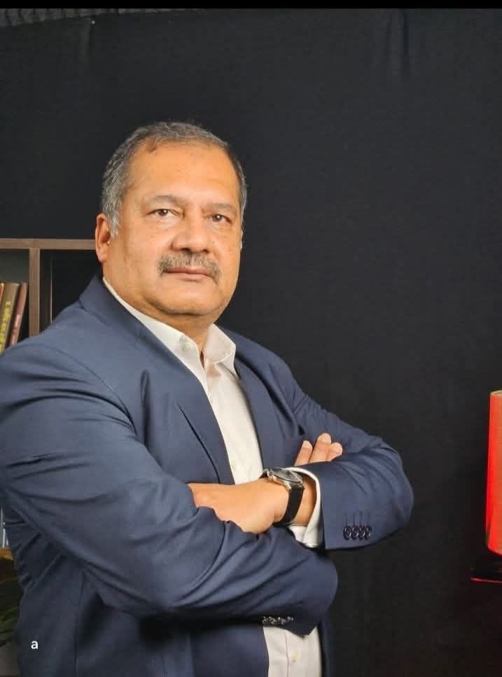 নব্বইয়ের স্বৈরাচারবিরোধী’ আন্দোলনে অগ্রভাগের নেতা হলেন তথ্যমন্ত্রী